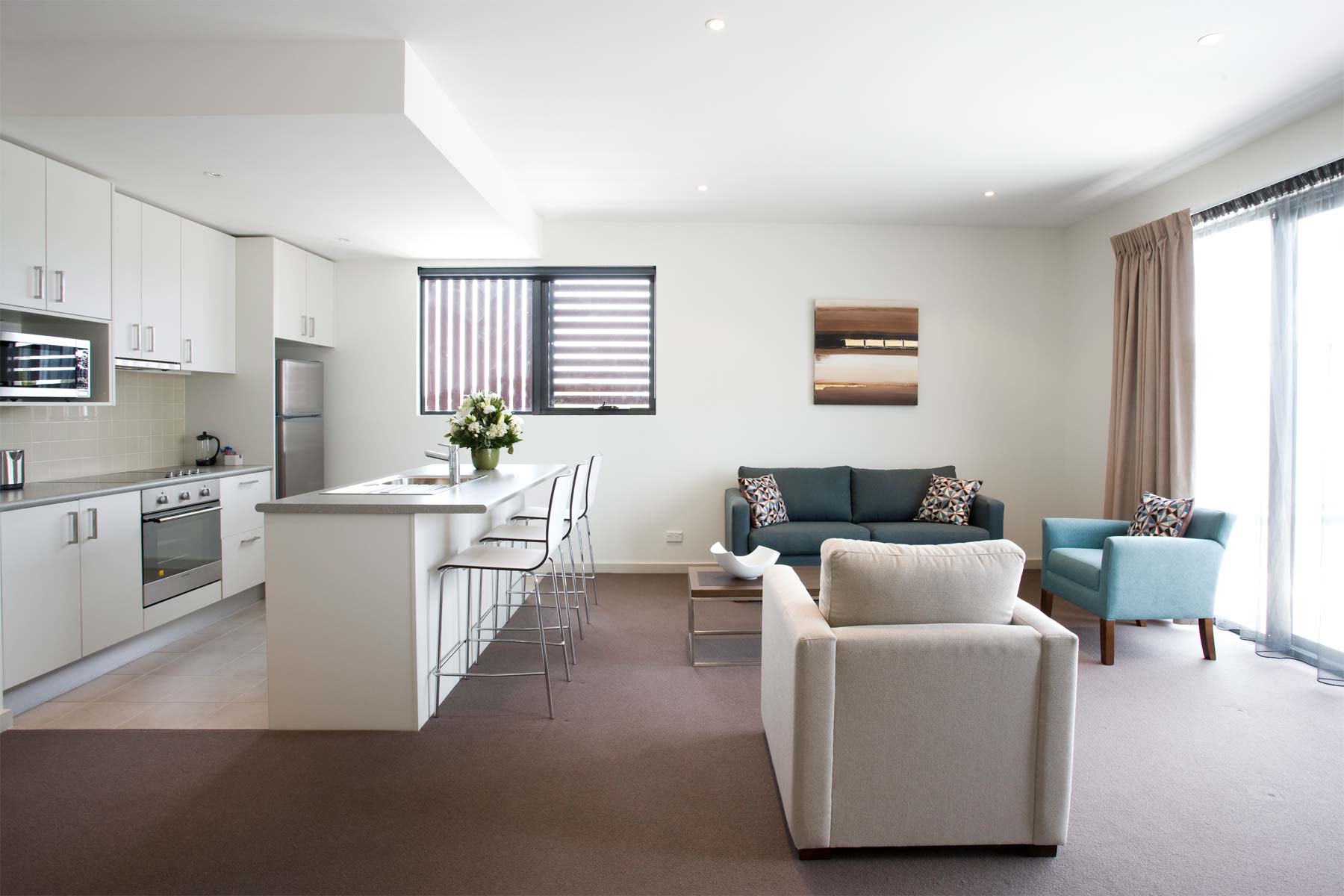 2014-Modern-Apartment-Design-Living-Room-and-Kitchen-Set